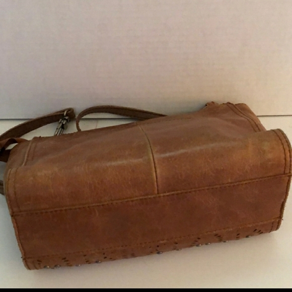 The Sak crossbody - Picture 7 of 8